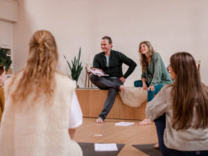 Johan Noorloos Online Yoga Opleiding